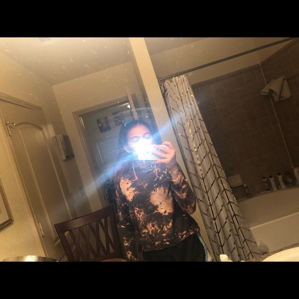 earthbound tiedie cropped hoodie
